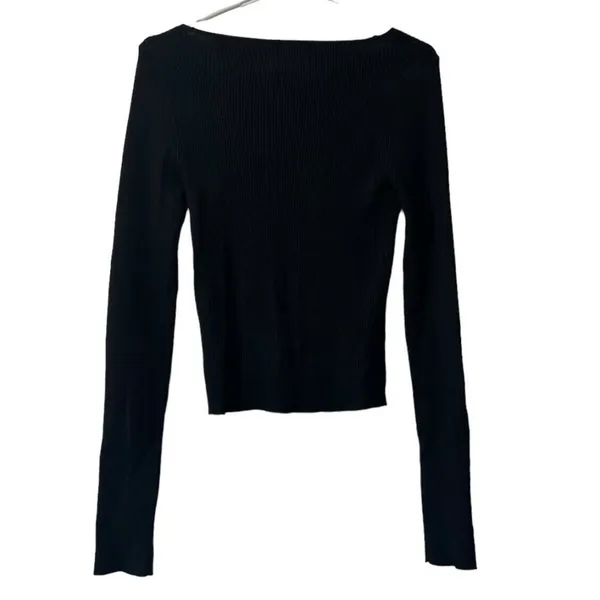 Olive + Oak Women's‎ Black Long Sleeve Pullover Knit Sweater Size Medium Classic - Image 2