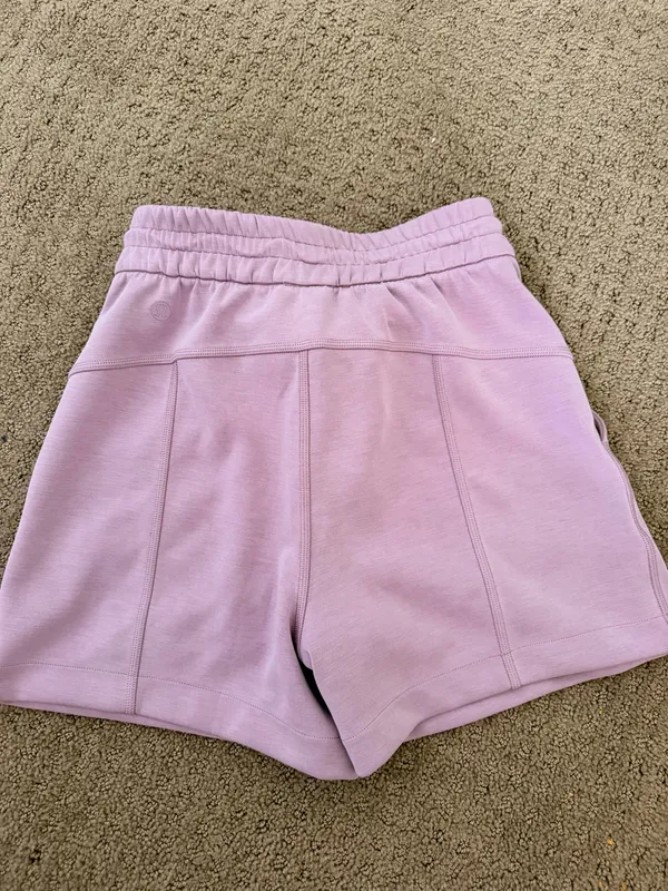 Lululemon Shorts Softstreme High-Rise 4 - Image 2