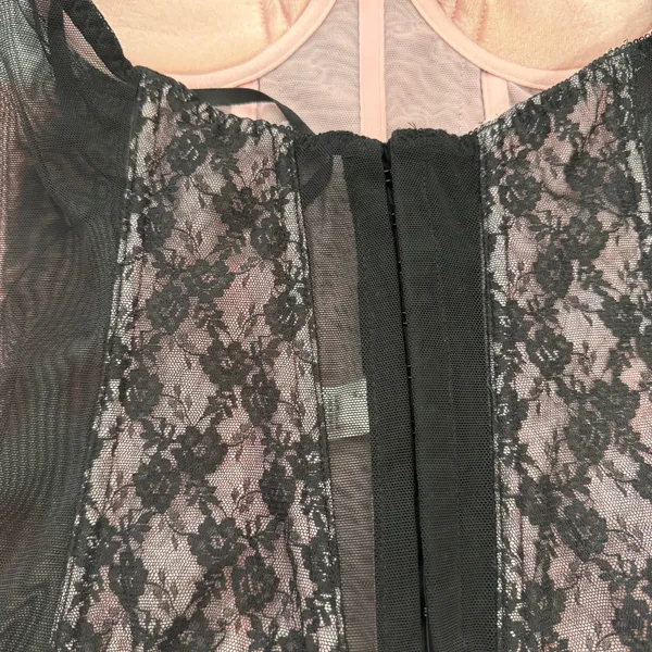 Fredericks of Hollywood Black Lace Corset Bustier Top Y2K Coquette Sheer Mesh Size 32 - Image 9