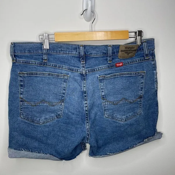 Wrangler- Blue Slim Straight Jean Shorts - Image 2