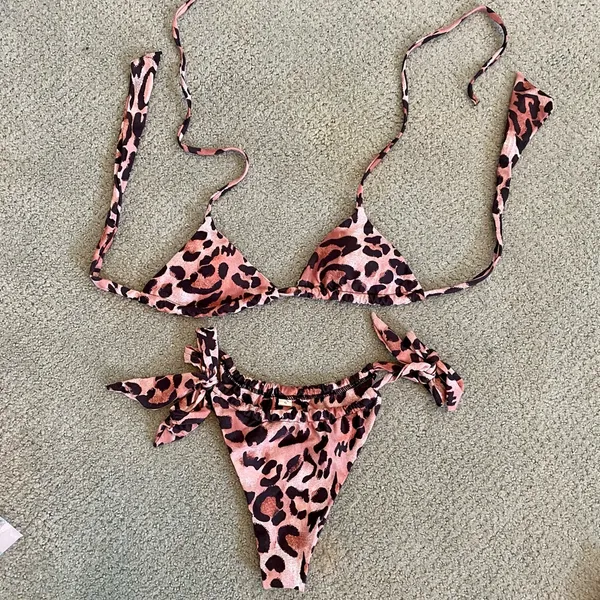 SheIn Leopard Triangle Top With Tie Side Bikini Set - Brand new, never worn! 🤎🖤 - Image 2