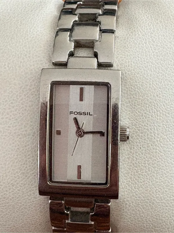 Fossil Silver Rectangular Stainless Steel Link Watch Needs Battery - Image 5