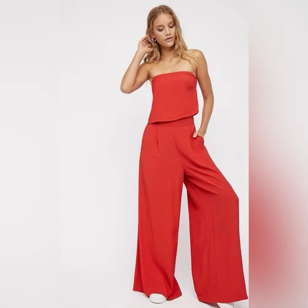 Free People Gia Red Crepe‎ Strapless Flounce Top & Wide Leg Pants Set Size Small - Image 2