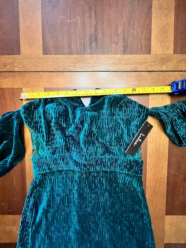 Lulus NWT Velvet Green Off the Shoulder Mini Dress Size XS - Image 10