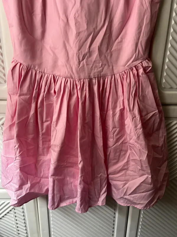 Elegant Pink Sleeveless Dress - Image 12