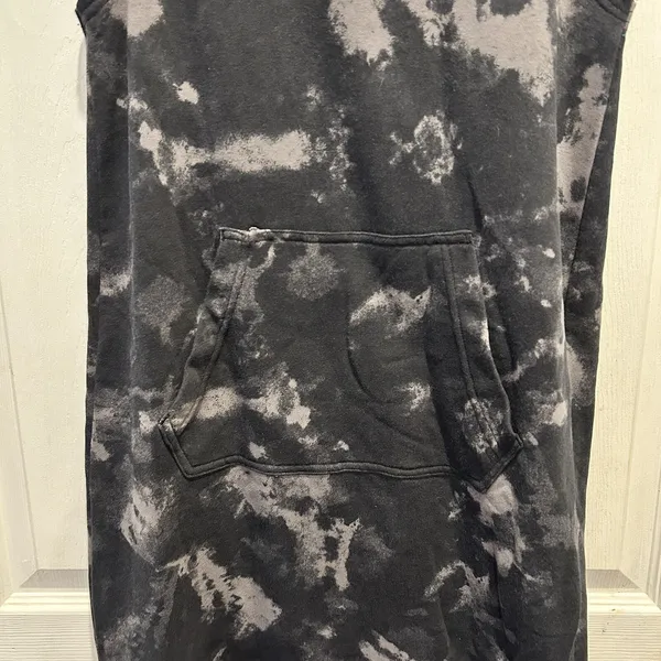 Nike Women Tie Dye Sleeveless Sweatshirt Dress Pouch Pocket Black Gray Small‎ - Image 2
