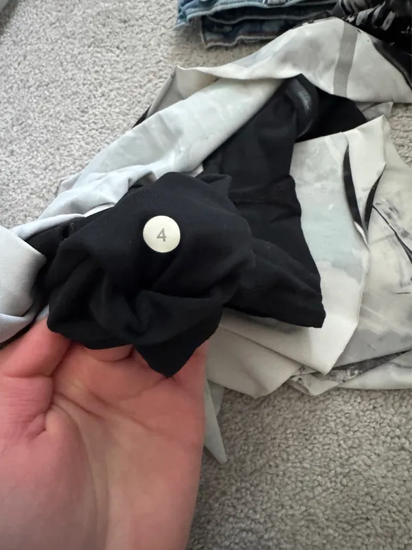 Lululemon Tennis Skirt Black Pleated - Image 4