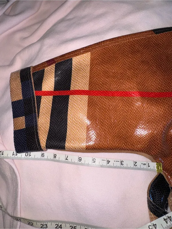 Plaid Belted Utility Trench Coat in Brown and Black - Image 14