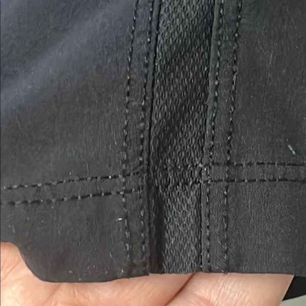 Lululemon Women’s Pull-On Elastic Black Athletic Shorts Drawstring Pockets-Med - Image 7