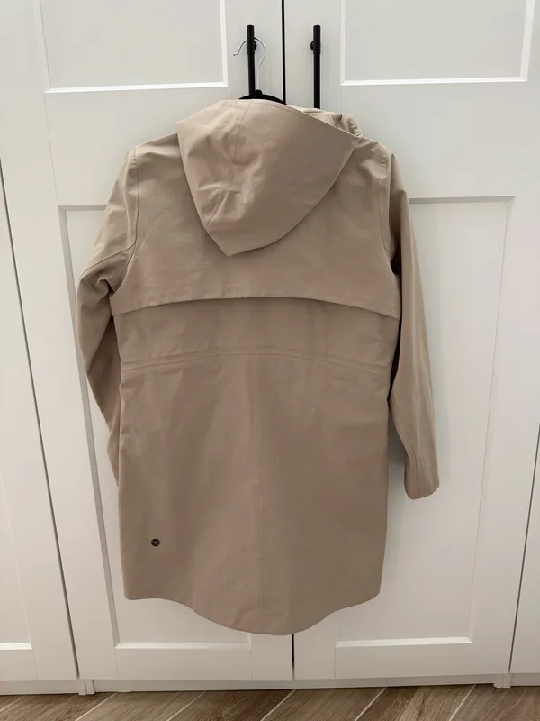 Lululemon Rain Rebel Jacket - Image 3