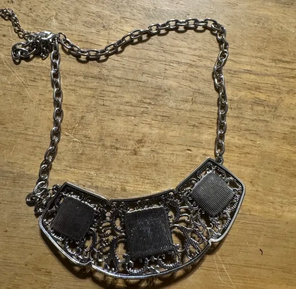 Fashion Statement Silver Tone Necklace - Image 2