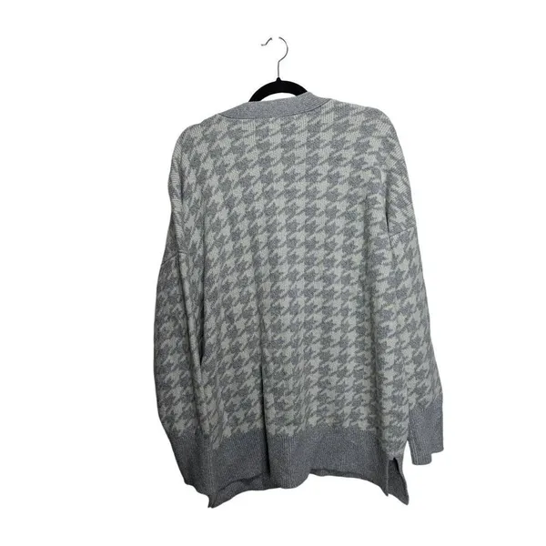 Abercrombie & Fitch houndstooth gray button up cardigan Large - Image 2