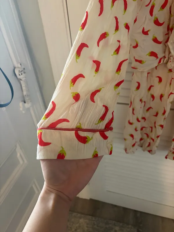 Pretty Little Thing PJ set - Image 3