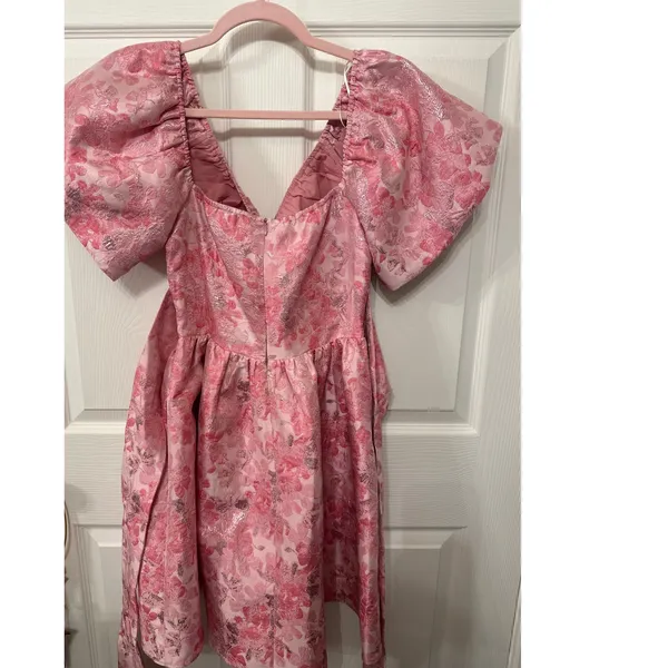 NWOT Meet Me in Santorini Cheers to Us Light Pink Floral Jacquard Mini Dress, XS - Image 12