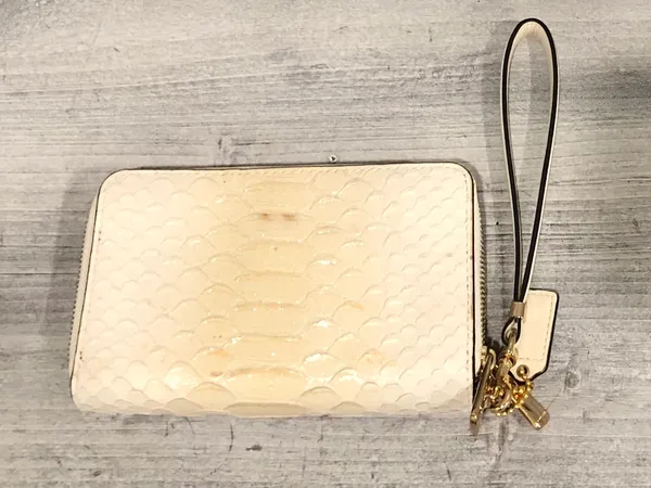 Coach Wallet/Wristlet - Image 5