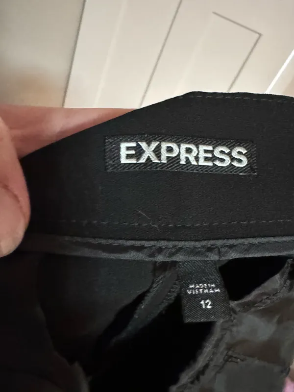 Express Black Women's Tailored High-Waist Shorts - Image 2