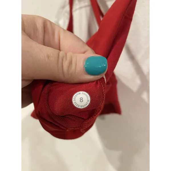 Lululemon Sports Bra Womens 8 Red Strappy Crossback Yoga Athletic Workout - Image 4