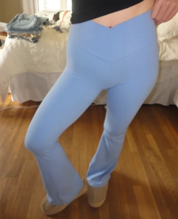Amazon Flare Leggings  - Image 2