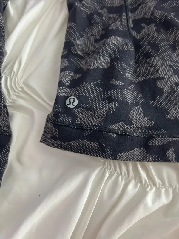 Lululemon Pullover - Image 3
