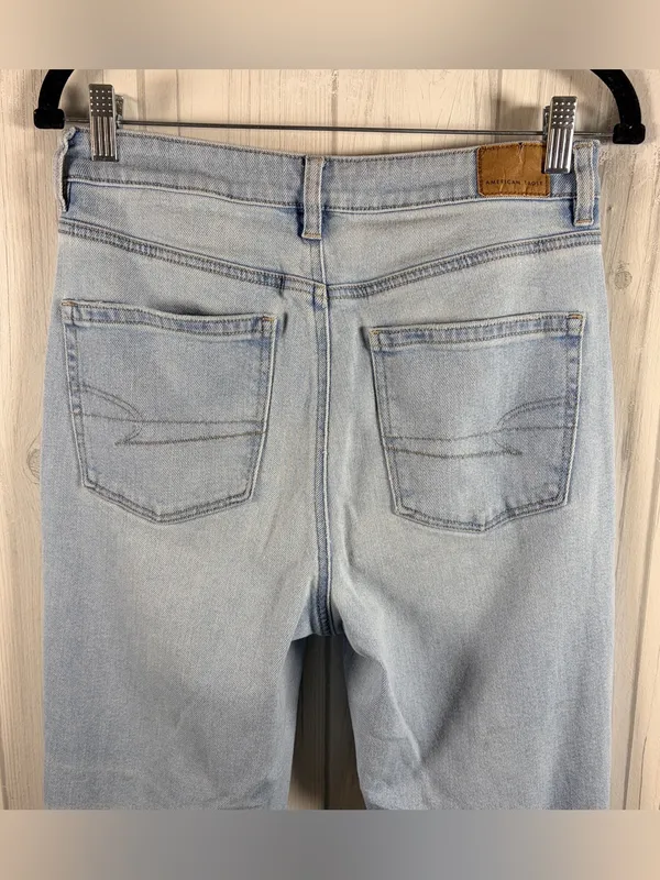 AMERICAN EAGLE High Rise Distressed Mom Straight Jeans, Size 6, Light Wash - Image 10