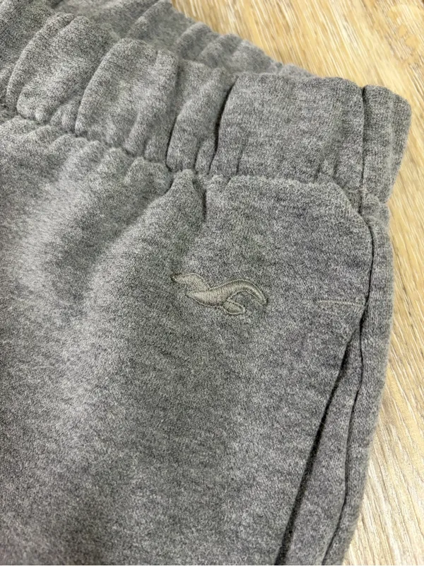 Hollister Gray Fleece Jogger Sweatpants NWOT - Image 2
