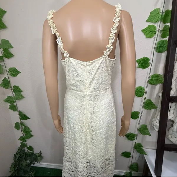 Elegant Lace White Dress New - Image 9