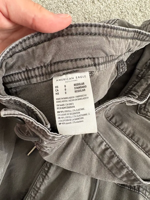 American Eagle Cargo Pants - Image 3