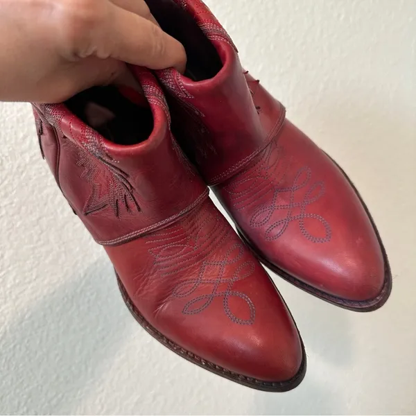 HTC Hollywood Trading Company Folded Cowboy Ankle Boots in Burgundy Sz 37 / 7 US - Image 8