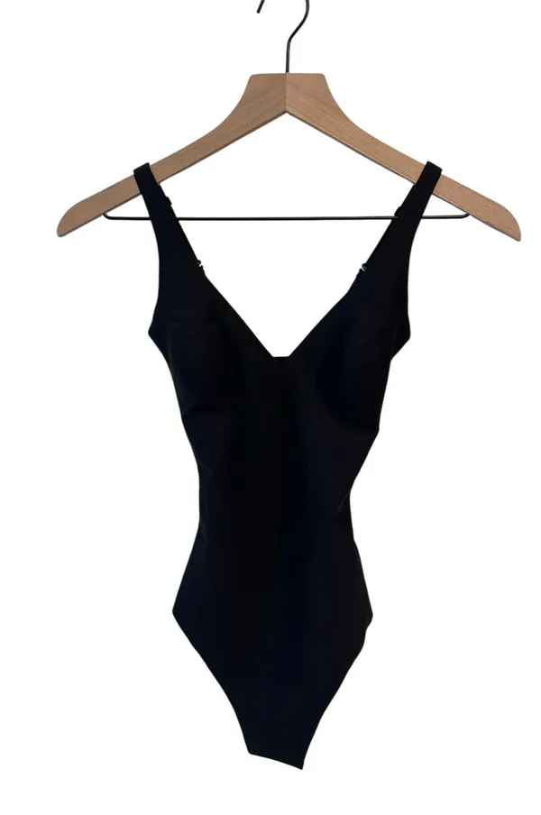NWT Skims Body Plunge Bodysuit XS Onyx BD-THG-3326 ( SOLD OUT) - Image 5