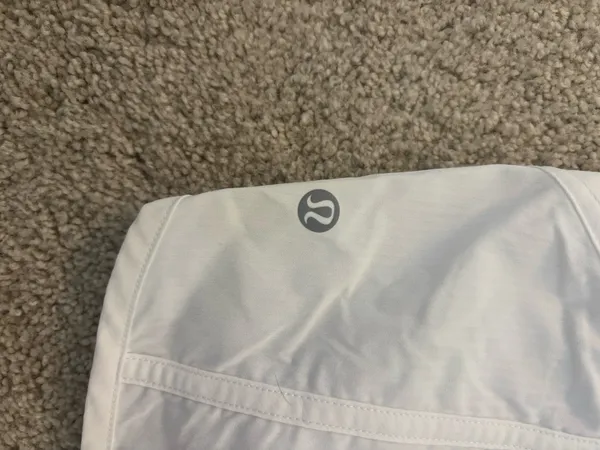 Lululemon Shorts White - Image 3