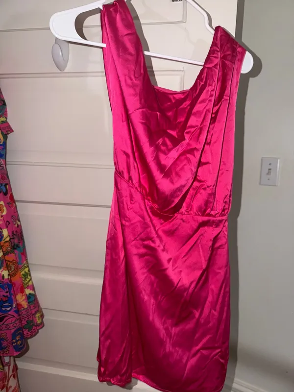 Le Lis Pink one shoulder satin dress - Image 5