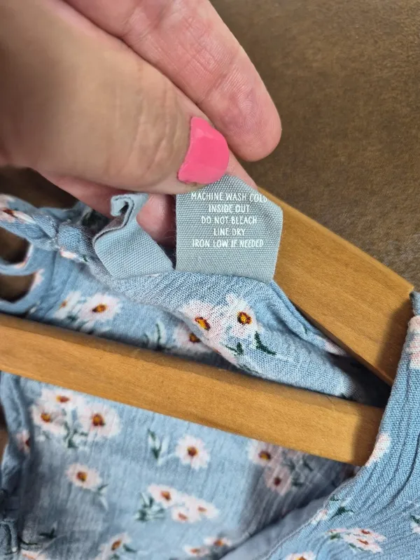 Sky & Sparrow Blue Floral Crop Top - Image 10
