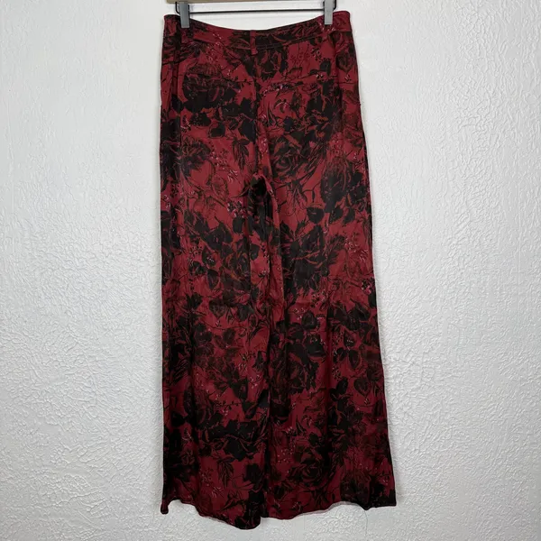 By Anthropologie Low Rise Pleated Floral Satin Trousers Wide Leg Size 6 - Image 3