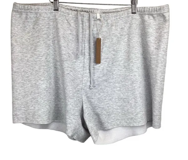 SKIMS Sweatshorts - Image 7