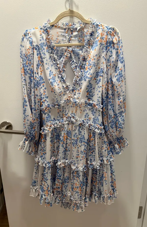 Selfie Leslie Blue Floral Open-Back Ruffle Mini Dress Size Medium NWOT - Image 3
