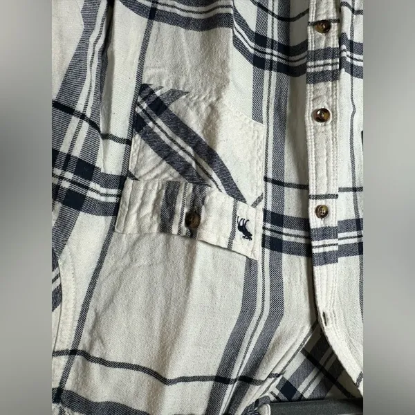 Abercrombie‎ & Fitch Plaid Flannel Shirt Womens M Cream Navy Button Down - Image 5