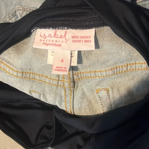 Isabel Maternity Over Belly MIDI Maternity Light Wash Jean Shorts Size 4 - Image 3