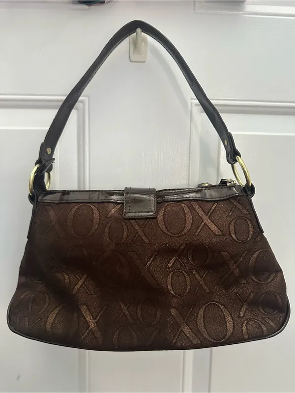 Y2K Vintage XOXO Brown Shoulder Bag with Gold Accent - Image 2