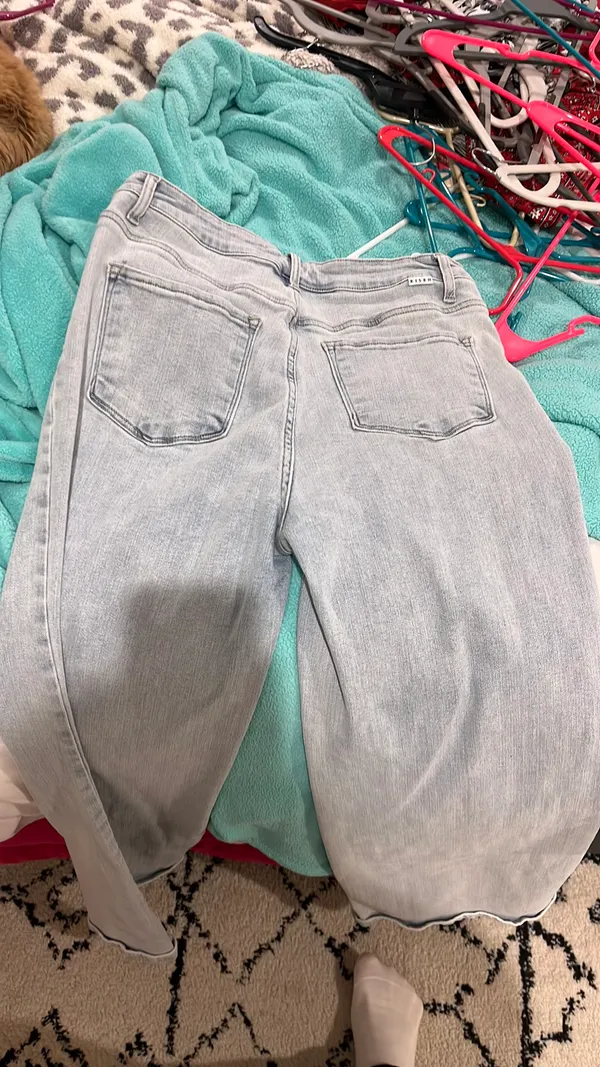 risen light wash jeans - Image 3