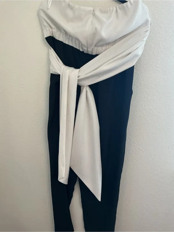 VENUS Two-Tone Strapless Jumpsuit in White & Black - Image 9
