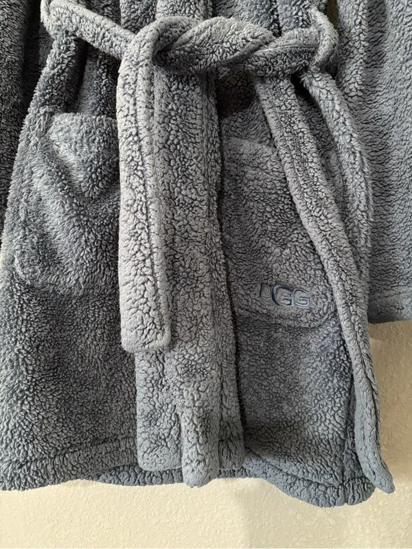UGG Blue Sherpa Hooded Robe - Image 3