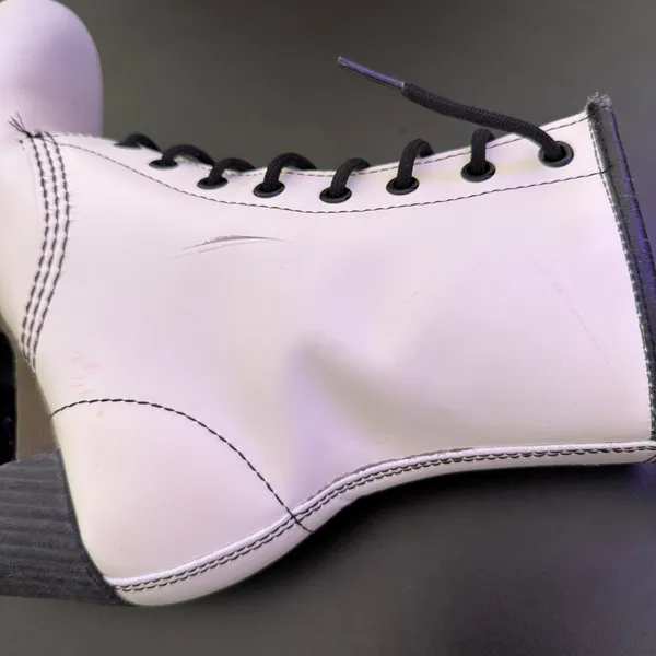 Dr Martens Darcie Heels White Leather Lace‎ Up Boots Size 7 Statement Chunky - Image 12