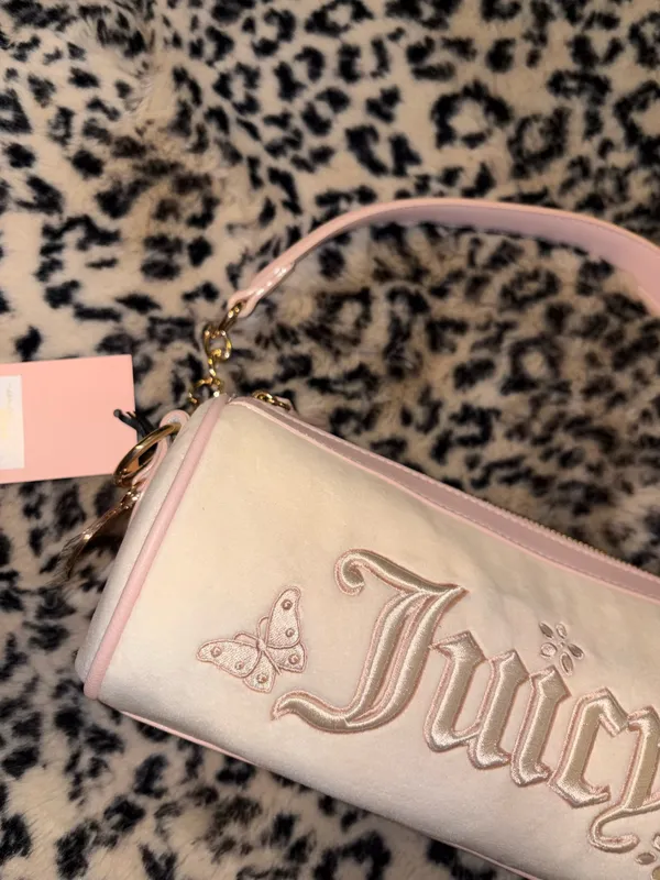 Juicy Couture barrel bag - Image 3