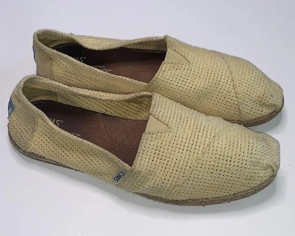 Toms Freetown Espadrille Slip-on Shoes - Image 2