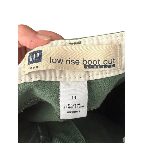 GAP Green Corduroy Pants Low Rise Boot Cut Women's Size 14 - Image 2