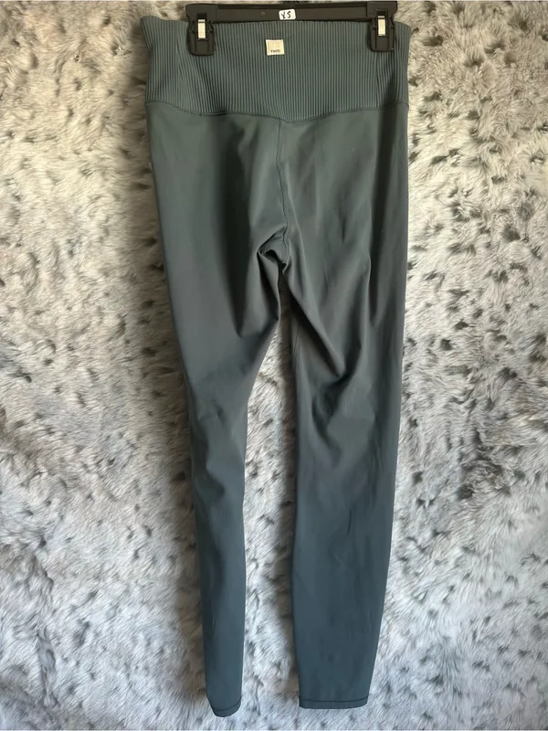 113. Vuori Legging Small w ribbed waistline - Image 2
