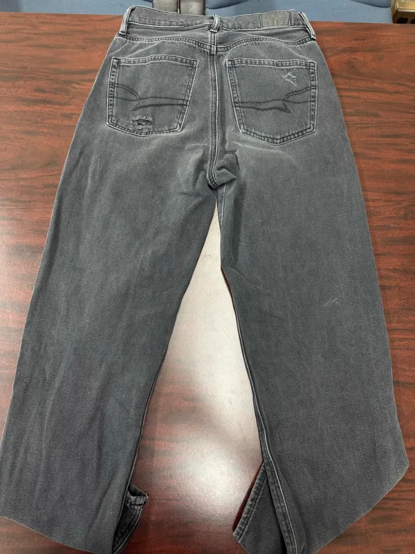 American Eagle Grey Highest Rise 90s Boyfriend Jeans Size 4 - Image 3
