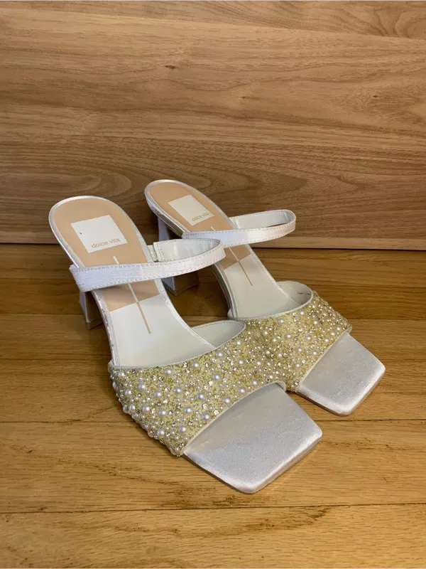 Dolce Vita Ivory Strappy Mules with Gold Pearl Beaded Toe - Size 7.5 - Image 2