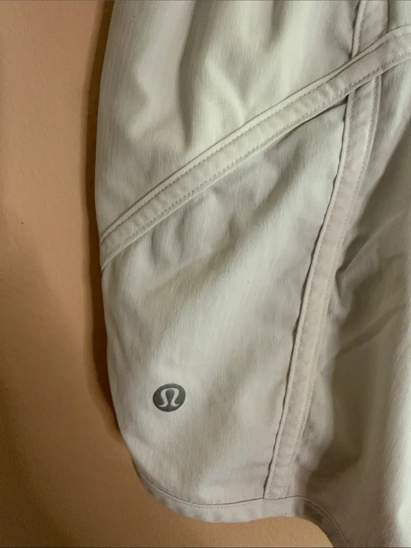 lululemon athletica Off-White Smocked Waist Running Shorts - Image 3