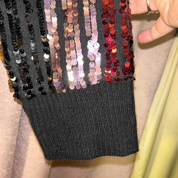 NWT Oliver.O Size M Sequined V Neckline Sweater Black Size M - Image 5